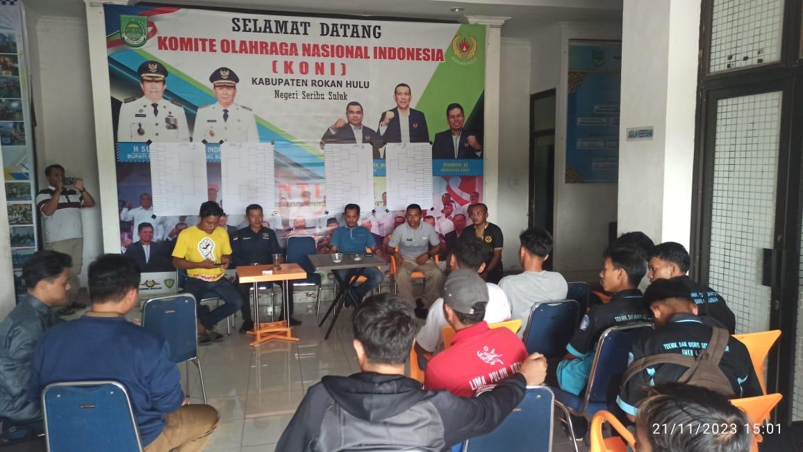 Suasana TM Mini Soccer PWI Rohul Cup II di Kantor KONI Rohul