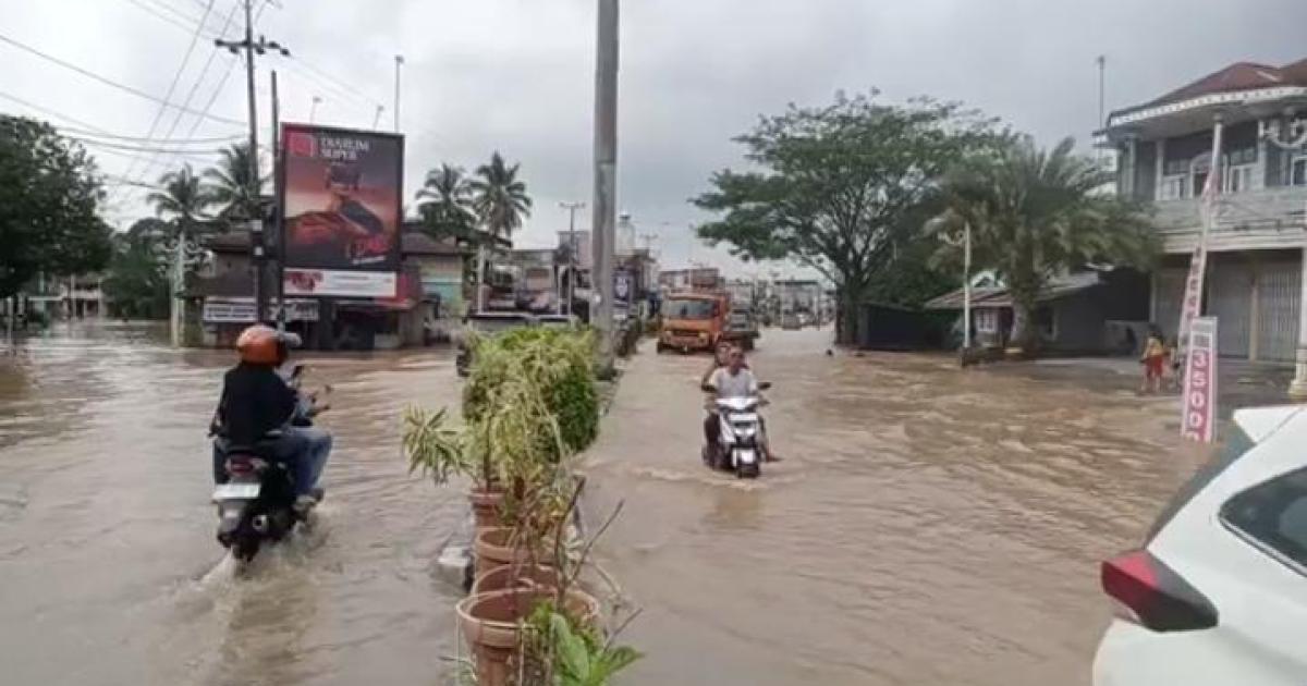 Kondisi Jalan Tuanku Tambusai Pasir Pengaraian