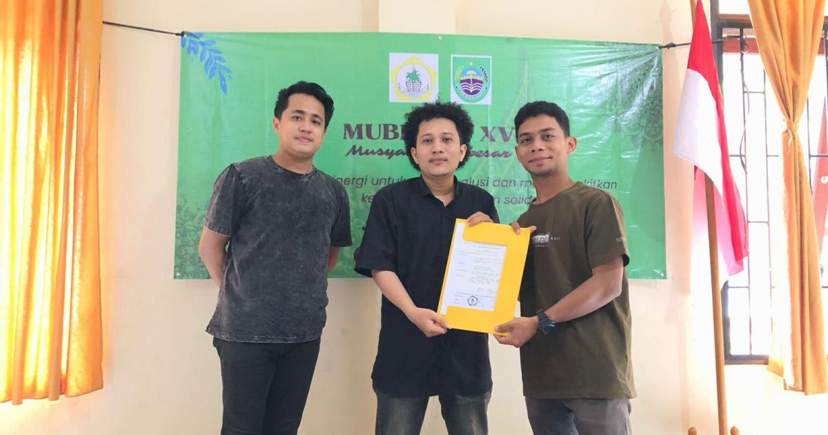 Ilham Hsb foto bersama Mantan Ketua Mahasiswa Riau Jakarta Riski Beradat