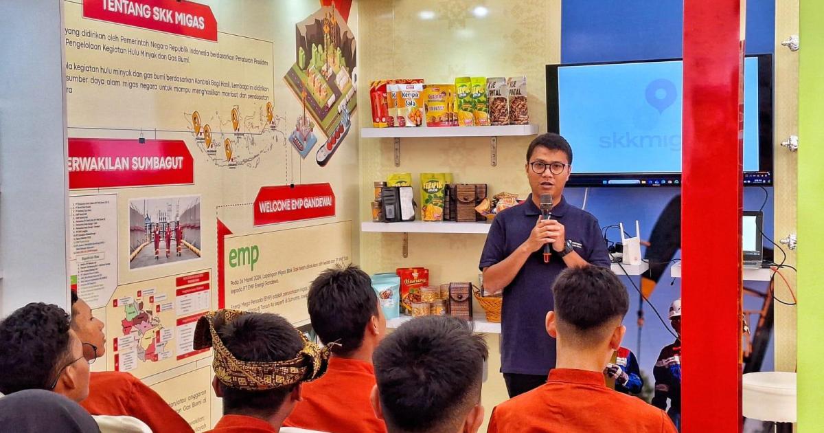 Kegiatan Edukasi Hulu Migas di Booth SKK Migas-KKKS dalam event Dumai Expo 2024