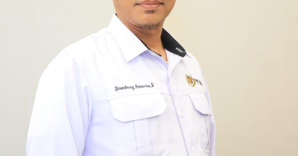 Ketua KLB PWI Riau Bambang