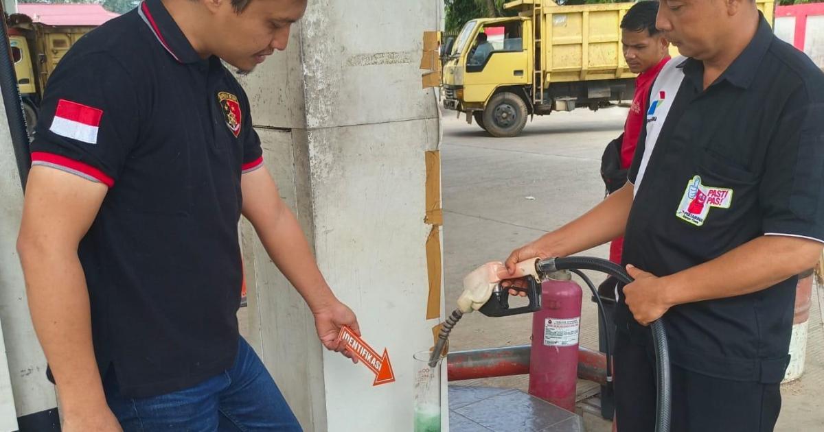 Pengecekan di salah satu SPBU di Rohul