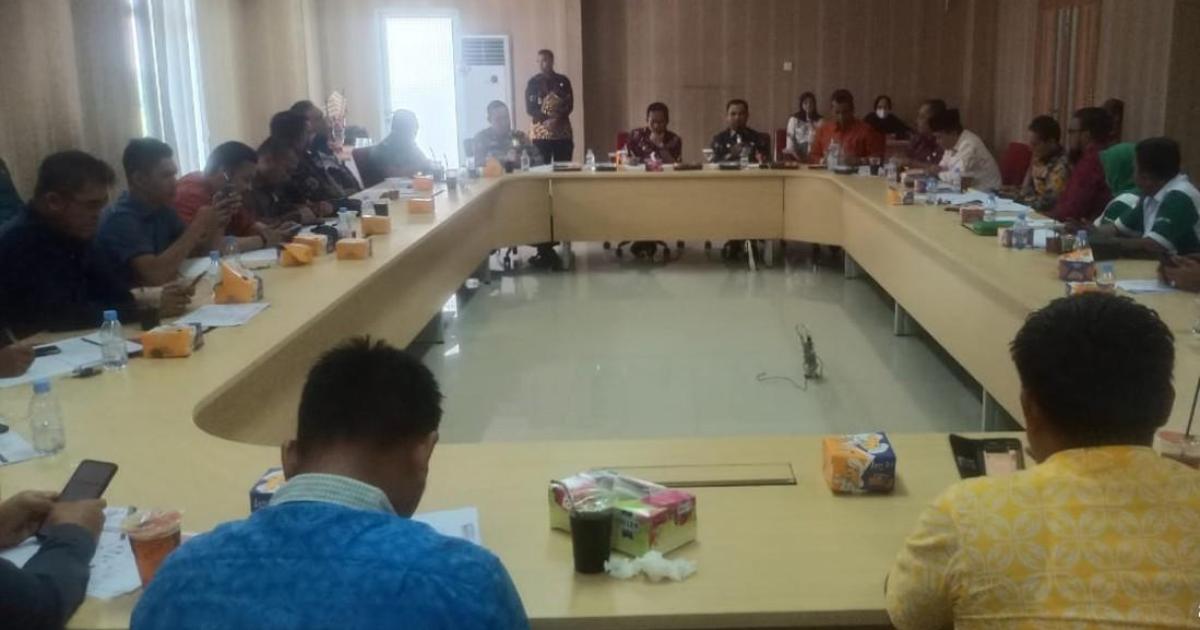 Wabup Rohil pimpin rapat persiapan even bakat tongkang