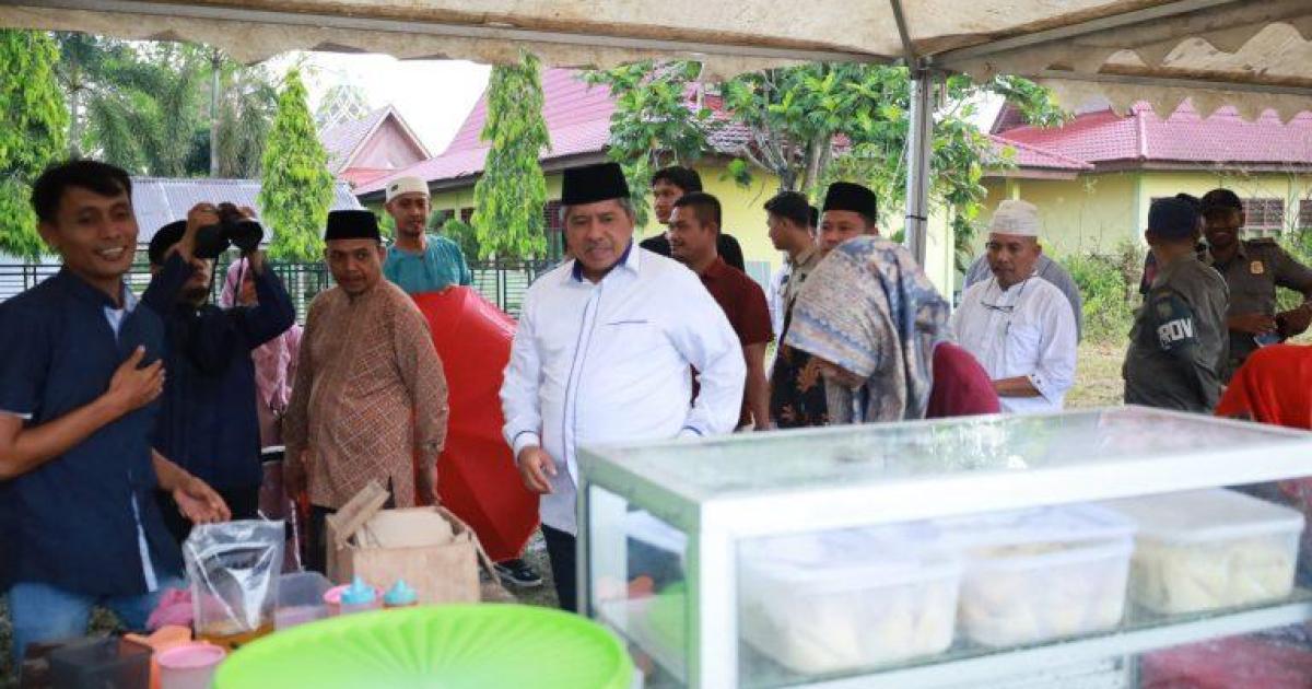 Bupati Alfedri tinjau lapak Pasar Beduq