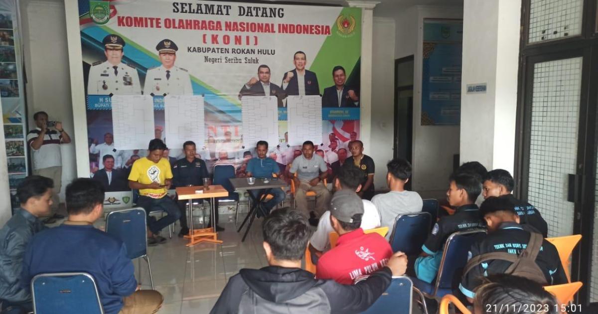 Suasana TM Mini Soccer PWI Rohul Cup II di Kantor KONI Rohul