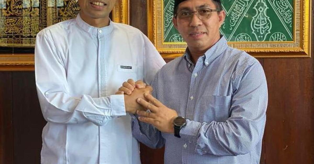 Ustadz H.Abdul Somad Bersama H.Asparaini Aidarus, S.Ag, M.Pd