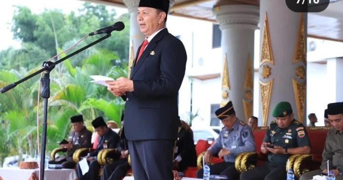 Wabup Indra Gunawan bacakan amanat pada Upacara Hardiknas 2024